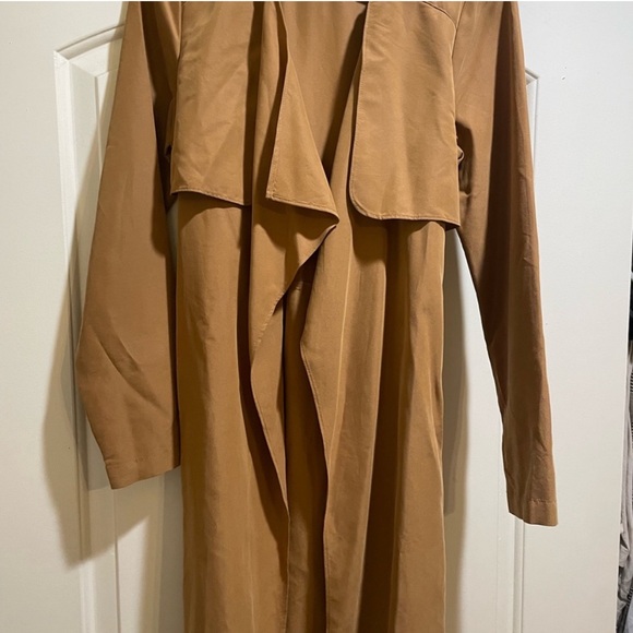 Leith Lightweight Jacket - Picture 3 of 3